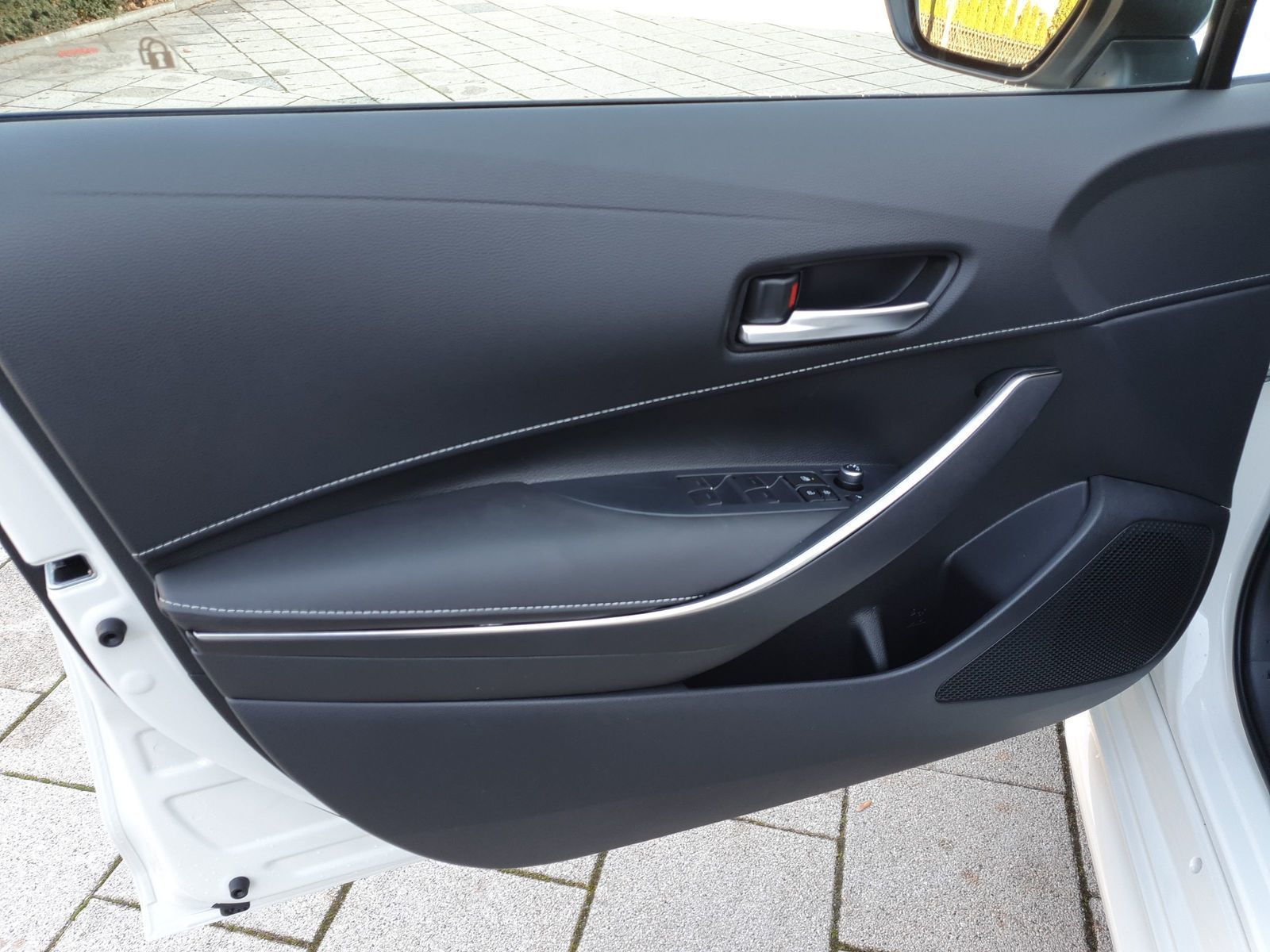 Fahrzeugabbildung Suzuki Swace Automatik Hybrid Comfort+ SOFORT