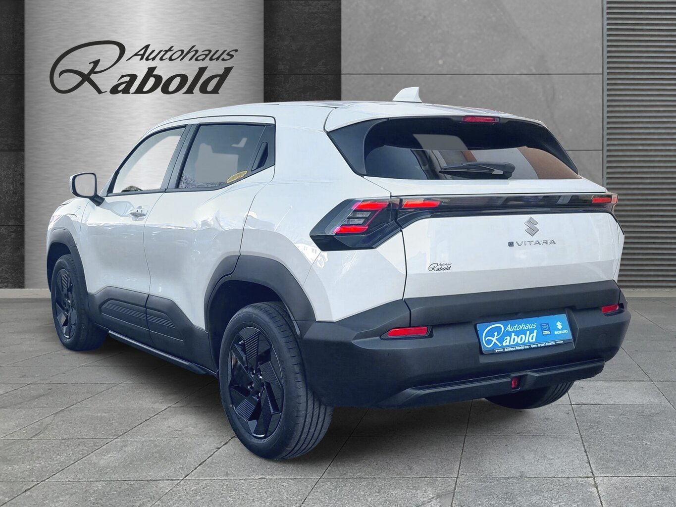 Fahrzeugabbildung Suzuki e VITARA 106 kW eAxle Club (49 kWh)...