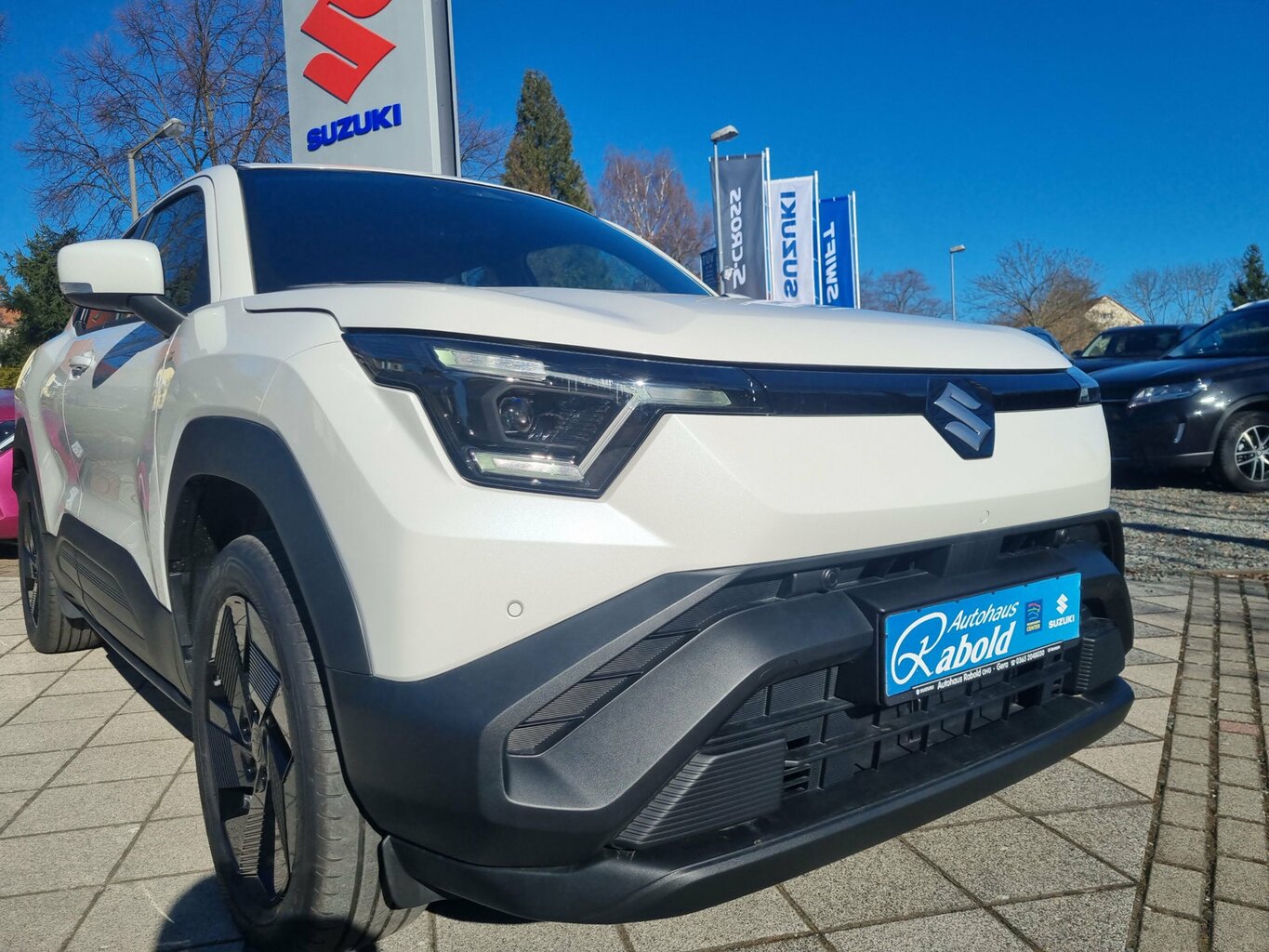 Fahrzeugabbildung Suzuki e VITARA 106 kW eAxle Club (49 kWh)...