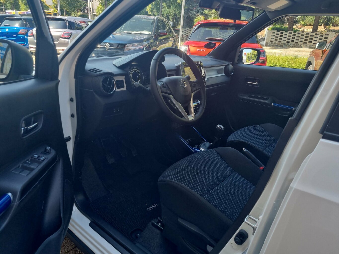 Fahrzeugabbildung Suzuki Ignis Comfort+ *Keyless* *TOP Zustand*