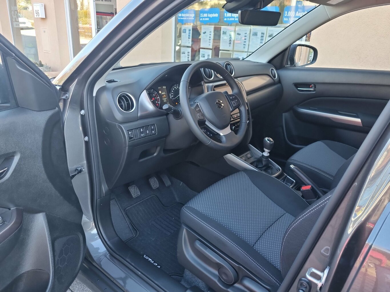 Fahrzeugabbildung Suzuki Vitara 1.4 Comfort Hybrid *LED* *Navi*