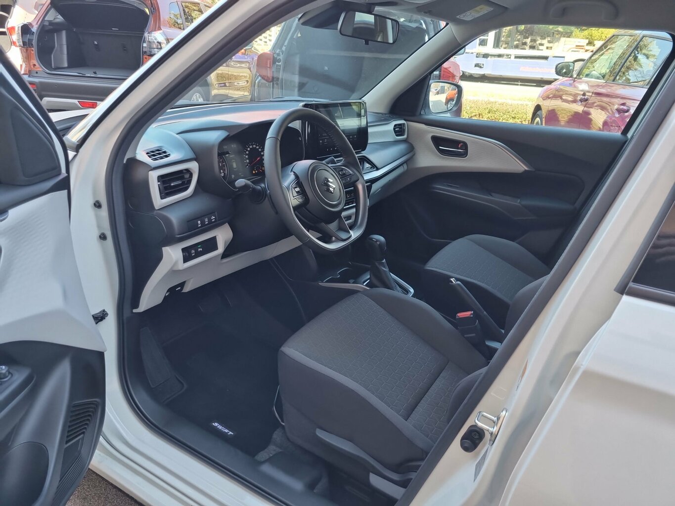 Fahrzeugabbildung Suzuki Swift Comfort+ *AUTOMATIK*...