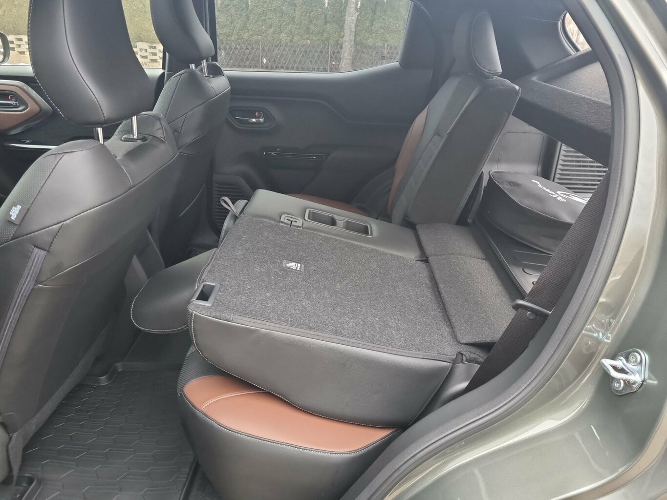 Fahrzeugabbildung Suzuki e VITARA 135 kW eAxle Allgrip-e Comfort+...