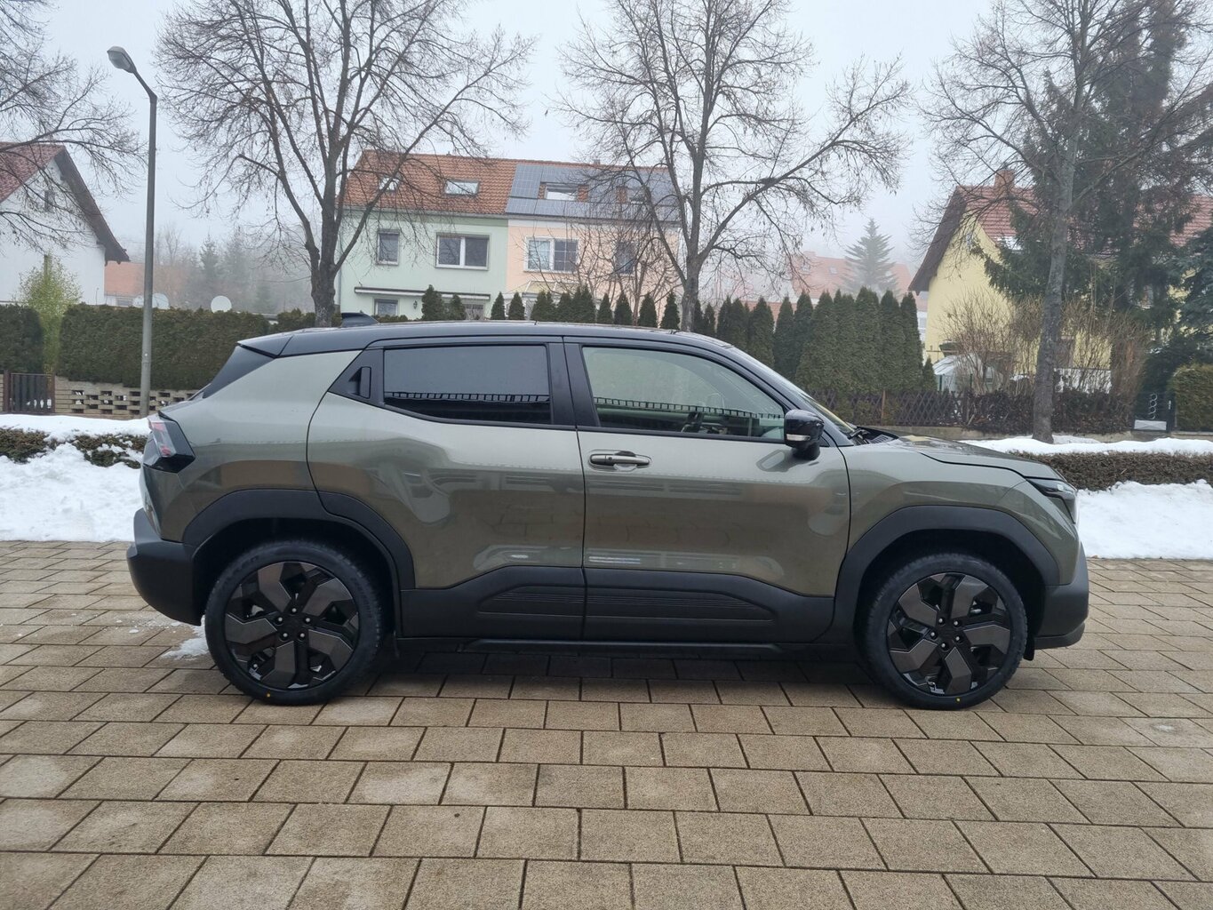 Fahrzeugabbildung Suzuki e VITARA 135 kW eAxle Allgrip-e Comfort+...