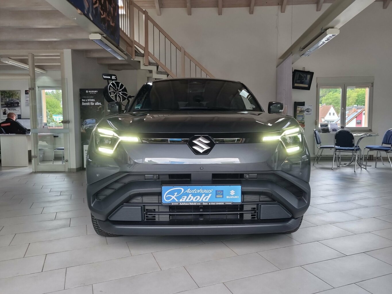 Fahrzeugabbildung Suzuki e VITARA 128 kW eAxle Comfort+*8 Jahre Garantie*...