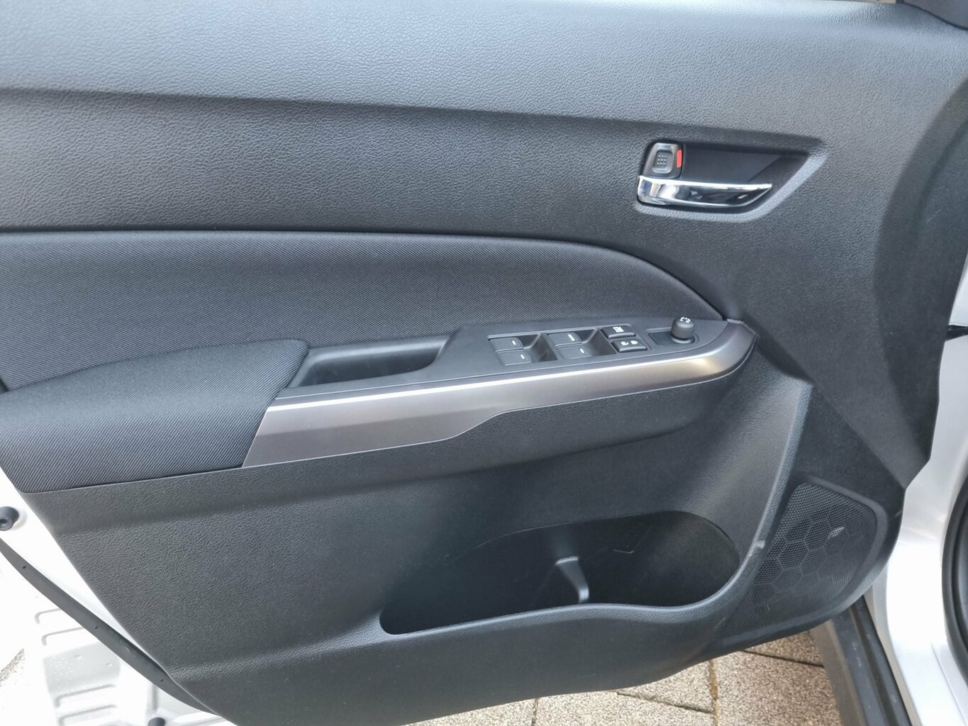 Fahrzeugabbildung Suzuki Vitara 1.4 Comfort Hybrid *LED* *Navi*