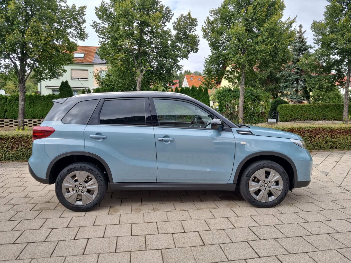 Fahrzeugabbildung Suzuki Vitara 1.4 Comfort Hybrid *LED* *Navi*