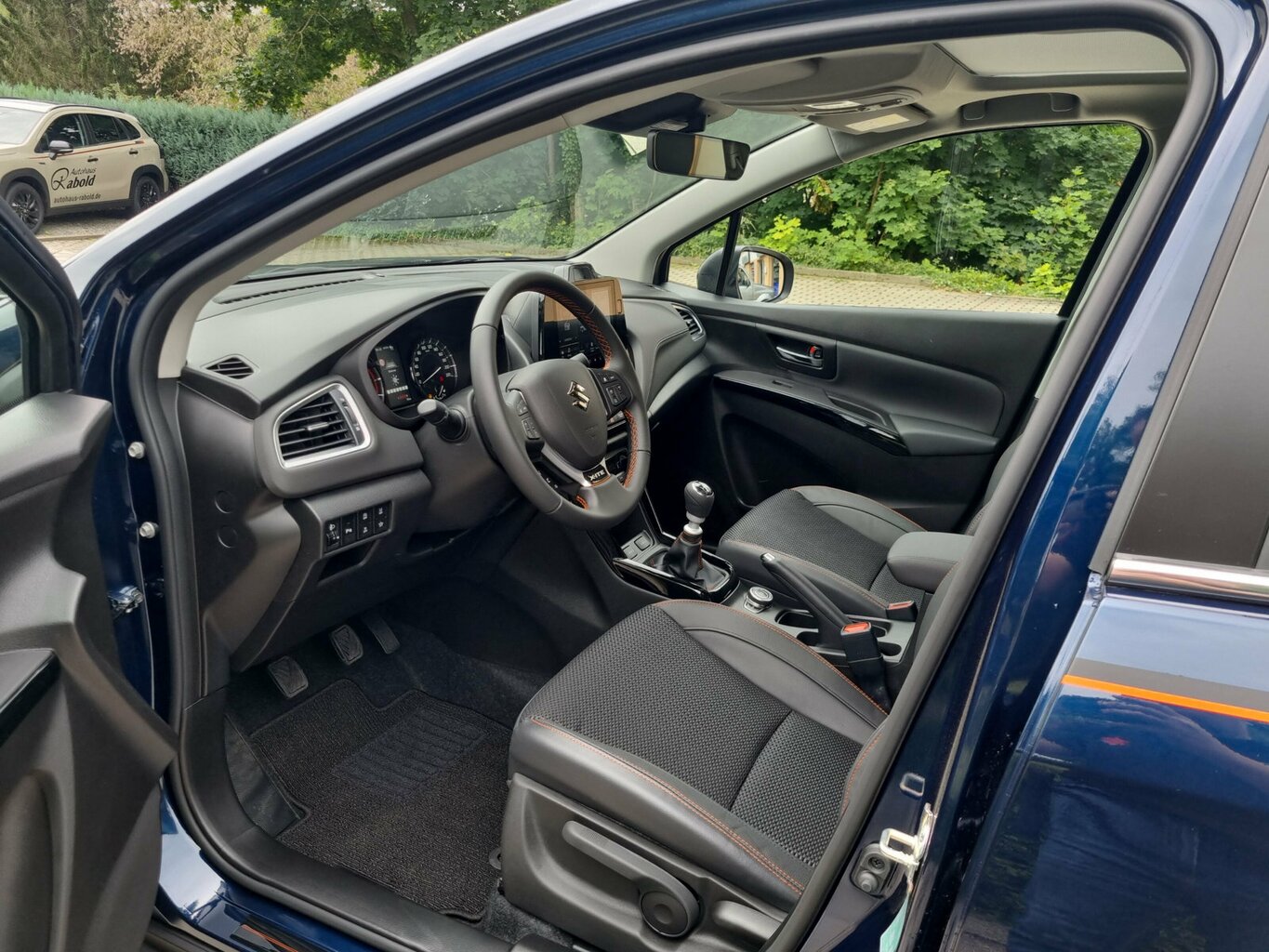Fahrzeugabbildung Suzuki S-Cross 1.4 Comfort+ 4X4 Allrad X-ITE...
