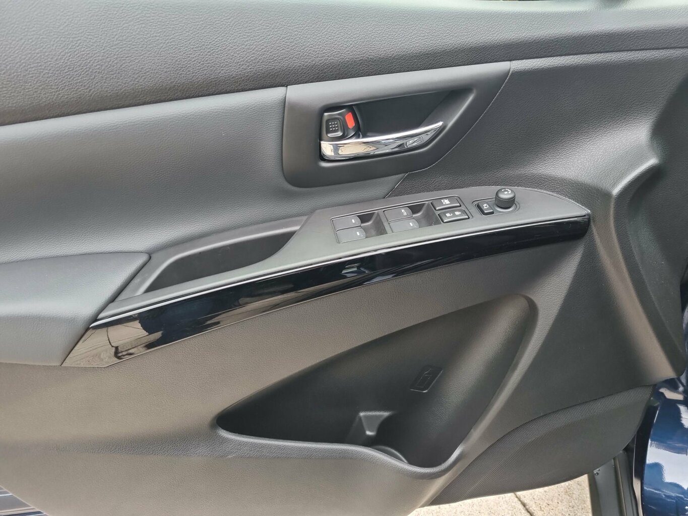 Fahrzeugabbildung Suzuki S-Cross 1.4 Comfort+ 4X4 Allrad X-ITE...