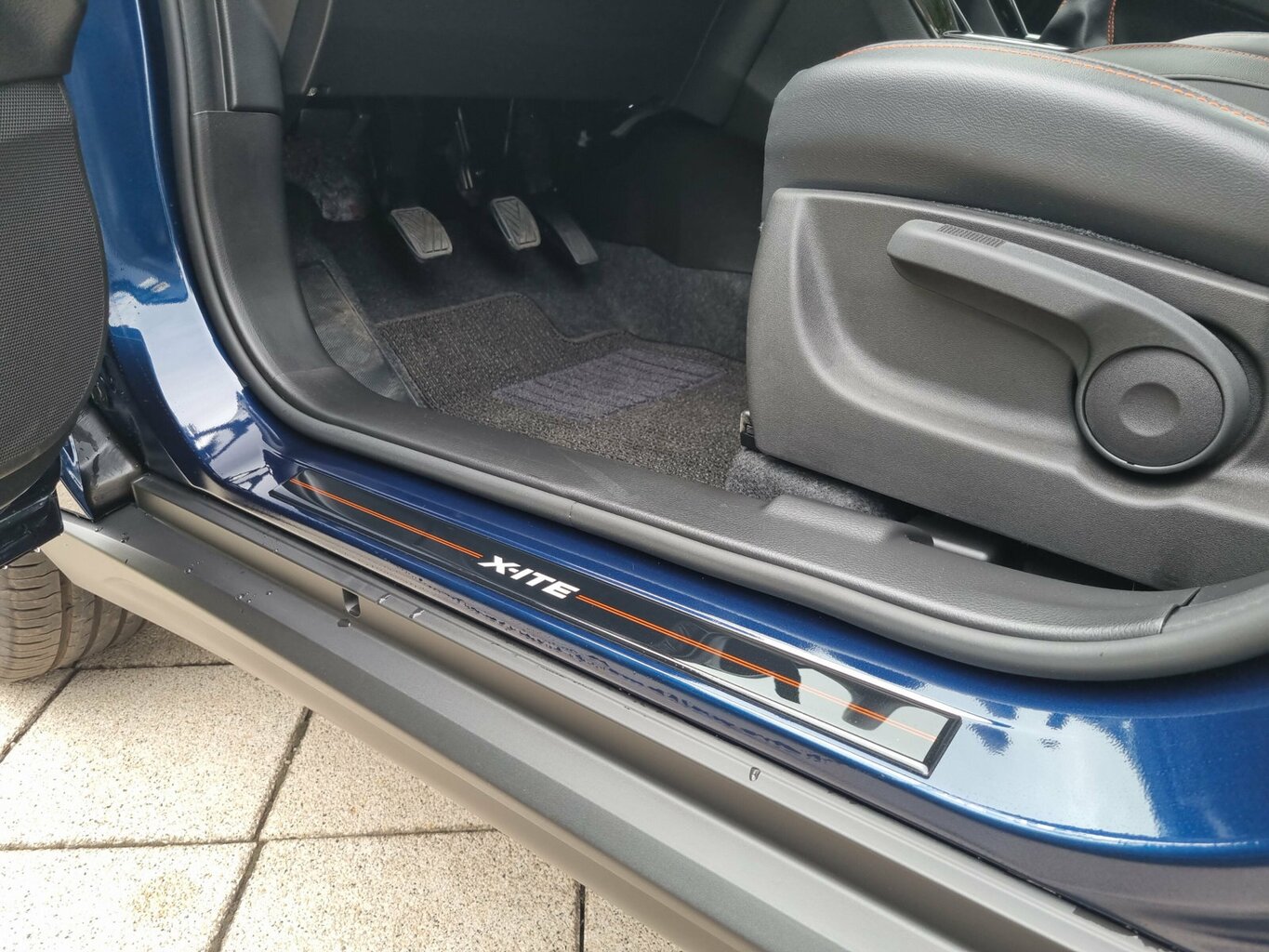 Fahrzeugabbildung Suzuki S-Cross 1.4 Comfort+ 4X4 Allrad X-ITE...