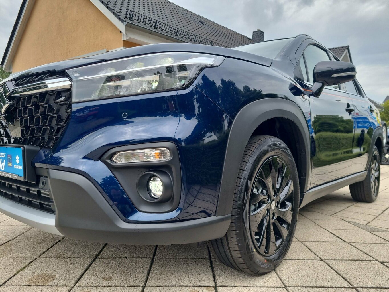 Fahrzeugabbildung Suzuki S-Cross 1.4 Comfort+ 4X4 Allrad X-ITE...