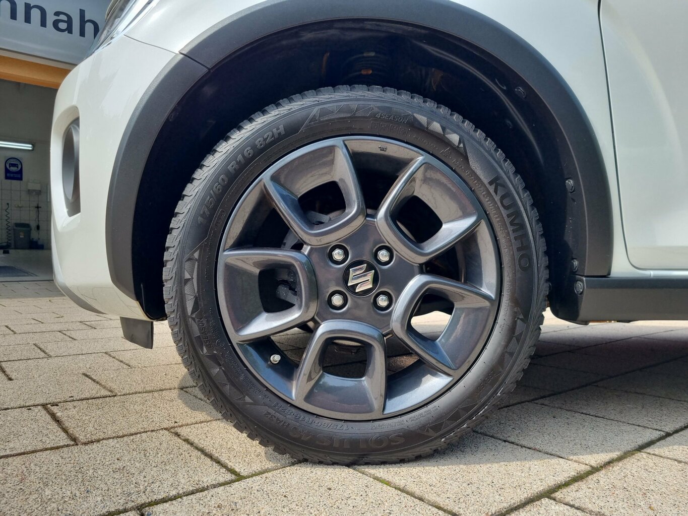 Fahrzeugabbildung Suzuki Ignis Comfort *Hybrid* SOFORT