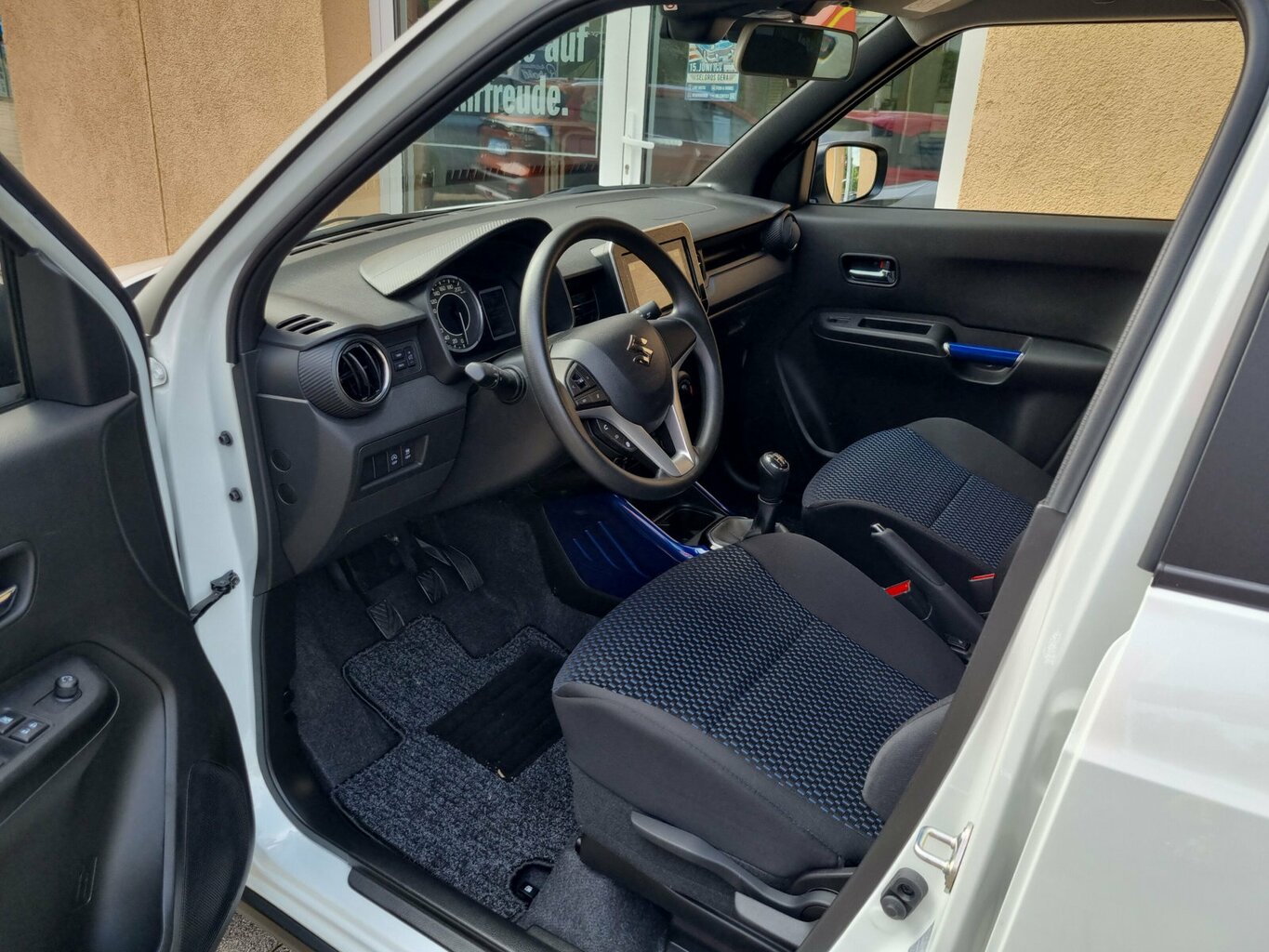 Fahrzeugabbildung Suzuki Ignis Comfort *Hybrid* SOFORT