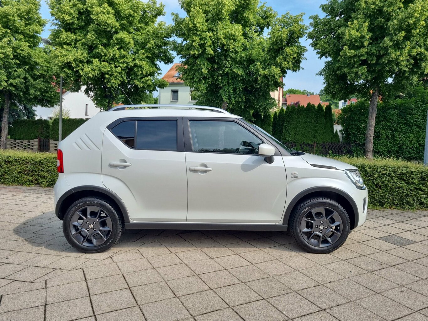 Fahrzeugabbildung Suzuki Ignis Comfort *Hybrid* SOFORT