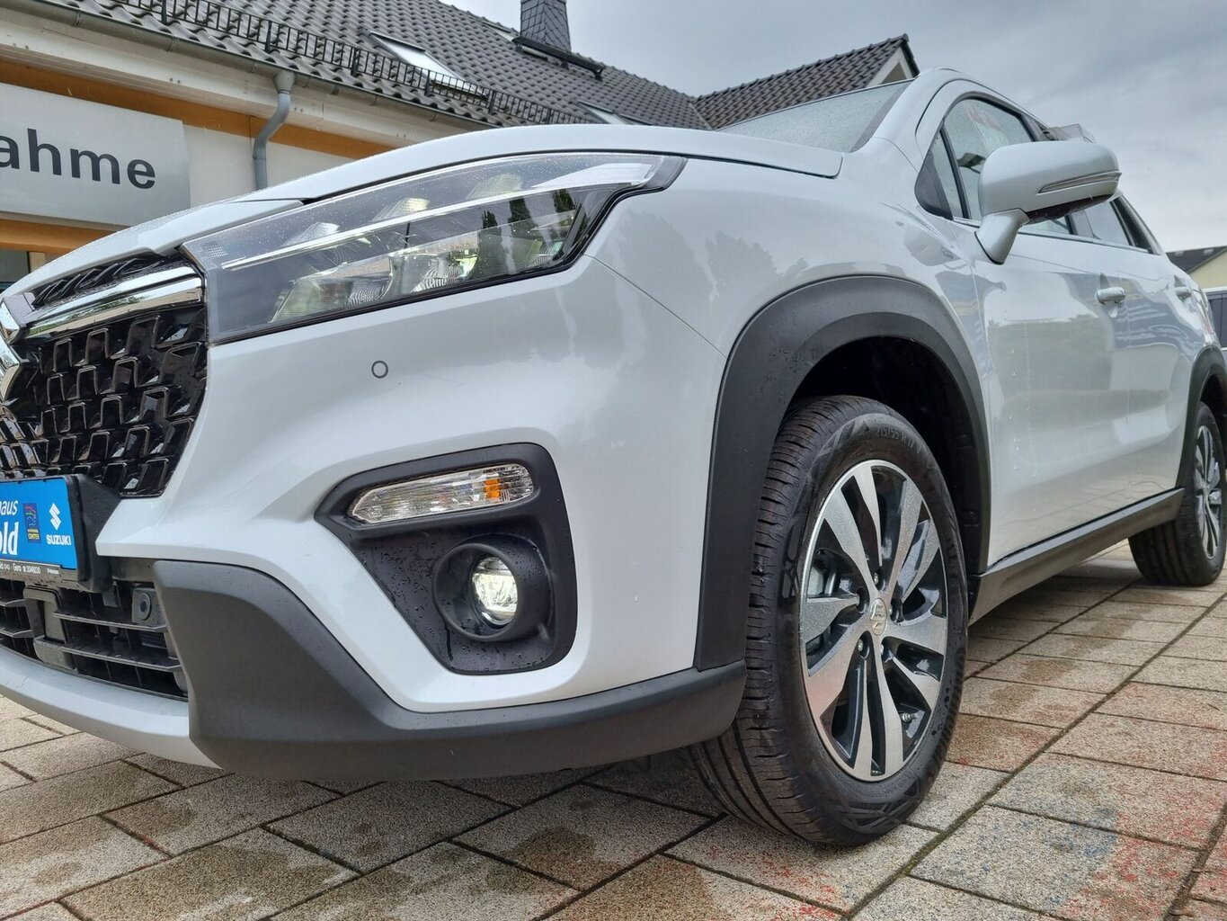 Fahrzeugabbildung Suzuki S-Cross 1.4 Comfort+ 4X4 Allrad *SOFORT*...