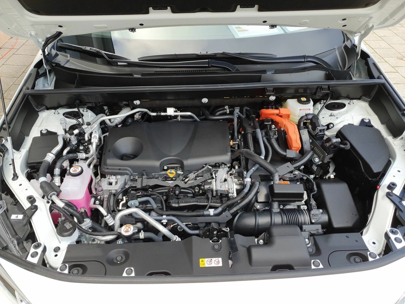 Fahrzeugabbildung Suzuki Across 2.5 Plug-In Hybrid Vorführwagen