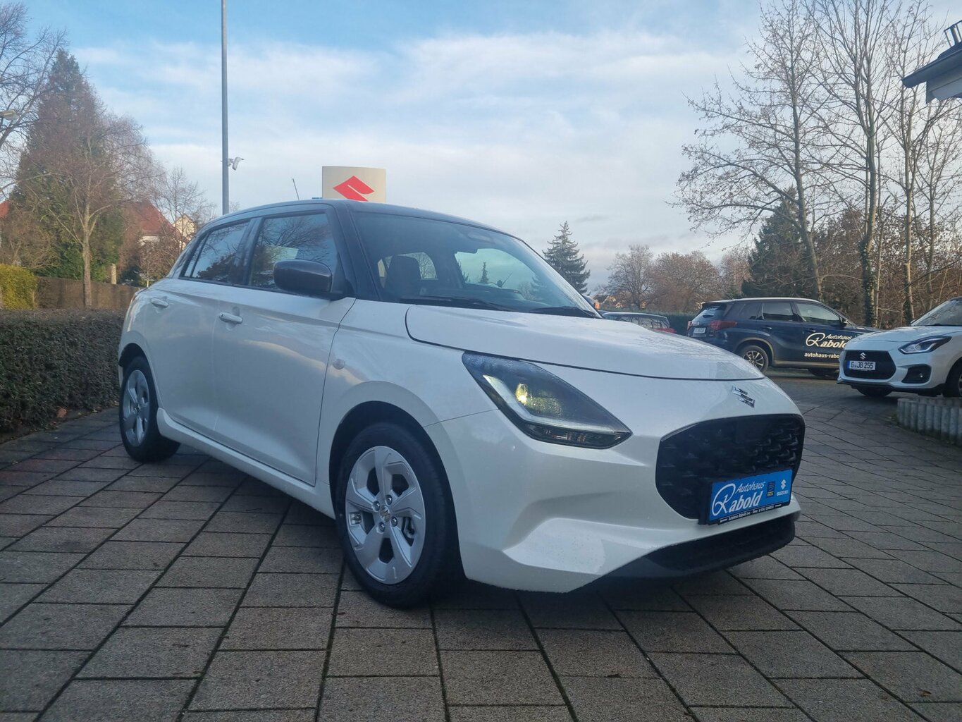 Fahrzeugabbildung Suzuki Swift Comfort *Navi* *Sitzheizung* *Alufelgen*...