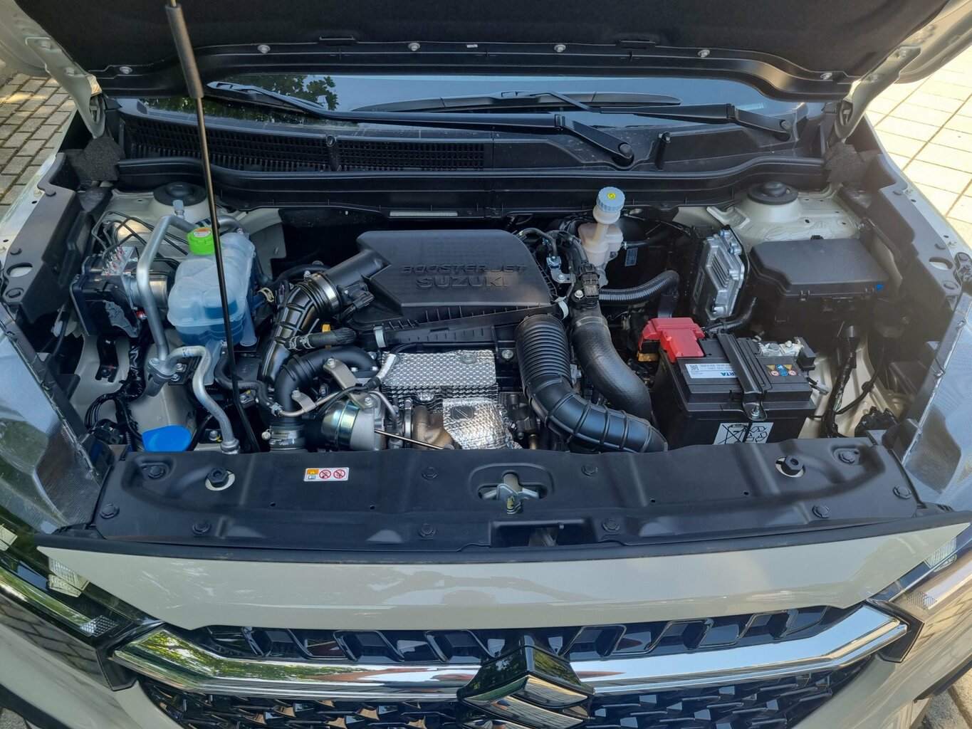 Fahrzeugabbildung Suzuki S-Cross 1.4 Comfort+ 4X4 Allrad X-ITE...