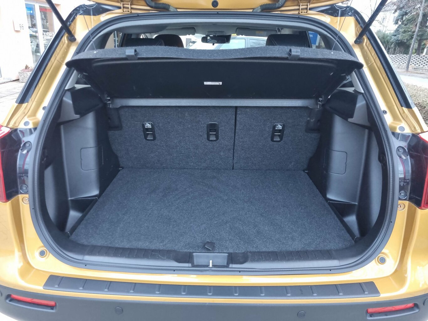 Fahrzeugabbildung Suzuki Vitara 1.4 Comfort+ Hybrid 2WD...