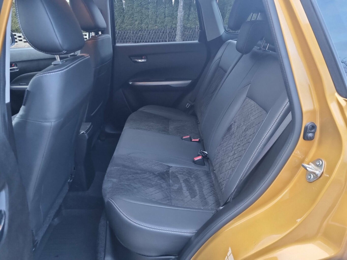 Fahrzeugabbildung Suzuki Vitara 1.4 Comfort+ Hybrid 2WD...