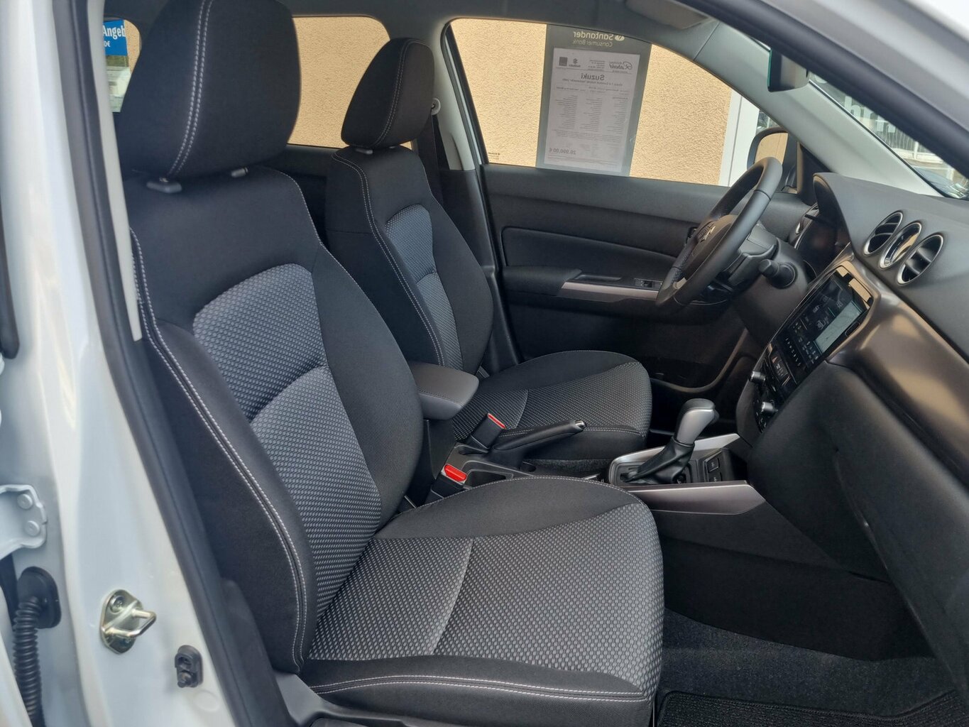 Fahrzeugabbildung Suzuki Vitara 1.4 Comfort Hybrid *Automatik* 2WD...