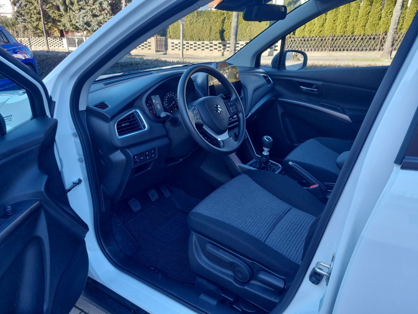 Fahrzeugabbildung Suzuki S-Cross *Navigation* *PDC* *Kamera*