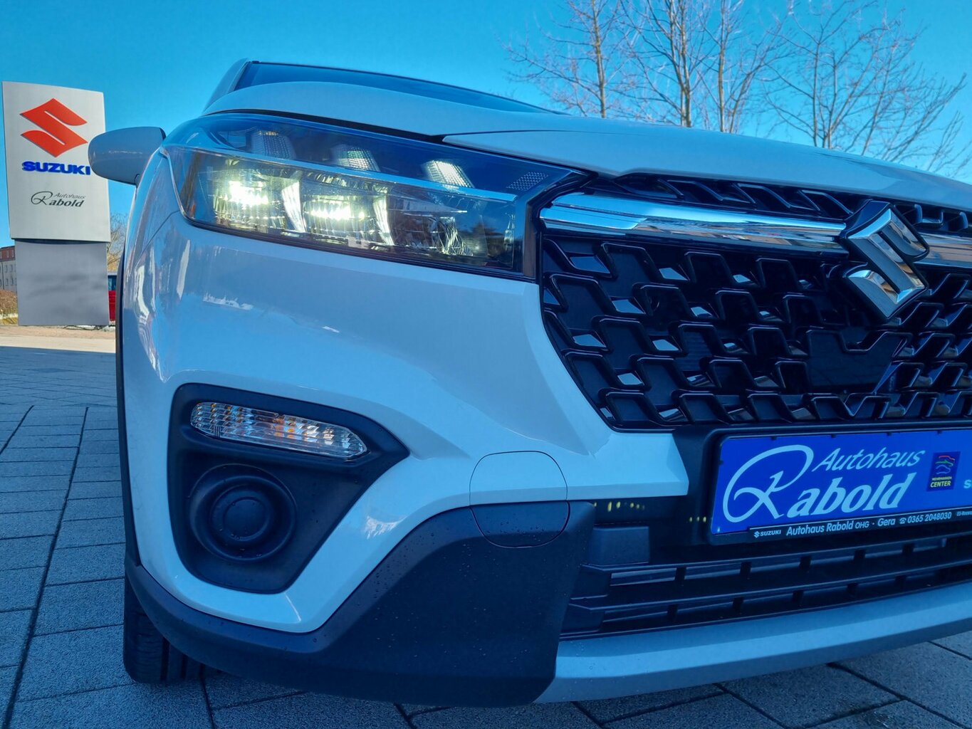 Fahrzeugabbildung Suzuki S-Cross *Navigation* *PDC* *Kamera*