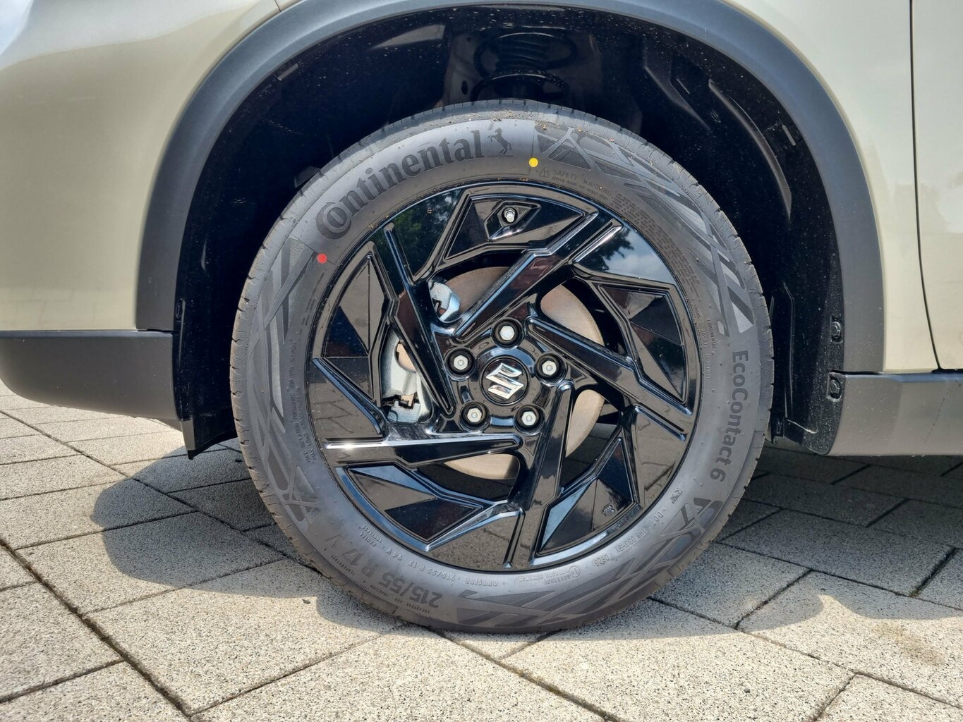 Fahrzeugabbildung Suzuki Vitara 1.4 Comfort+ X-ITE | 8 Jahre Garantie...