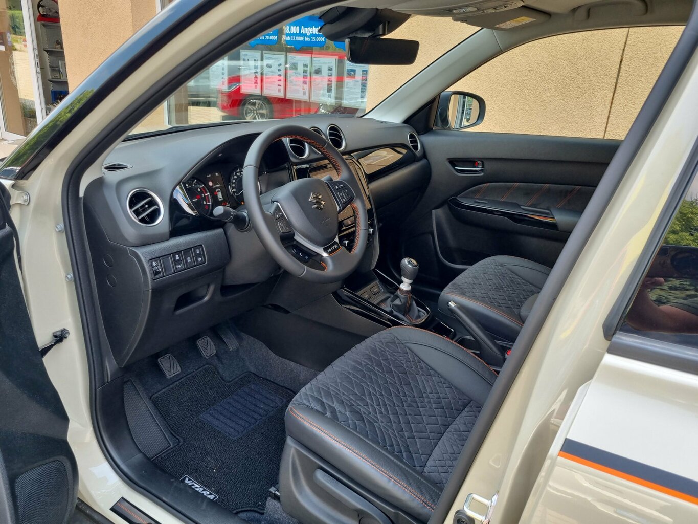 Fahrzeugabbildung Suzuki Vitara 1.4 Comfort+ X-ITE | 8 Jahre Garantie...
