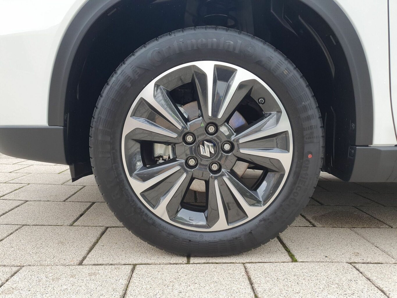 Fahrzeugabbildung Suzuki Vitara Comfort+ *Automatik* 4X4 *1. Hand*...