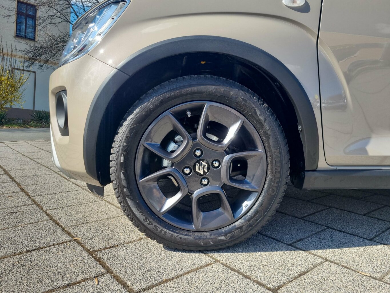 Fahrzeugabbildung Suzuki Ignis Comfort *Hybrid* *Jahreswagen* PDC...