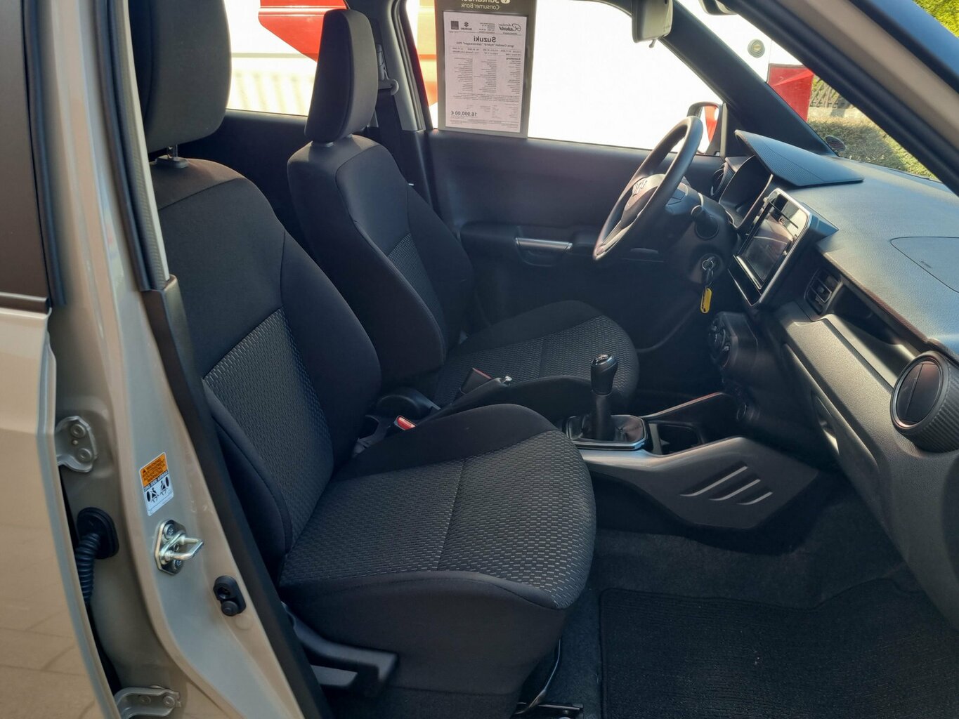 Fahrzeugabbildung Suzuki Ignis Comfort *Hybrid* *Jahreswagen* PDC...
