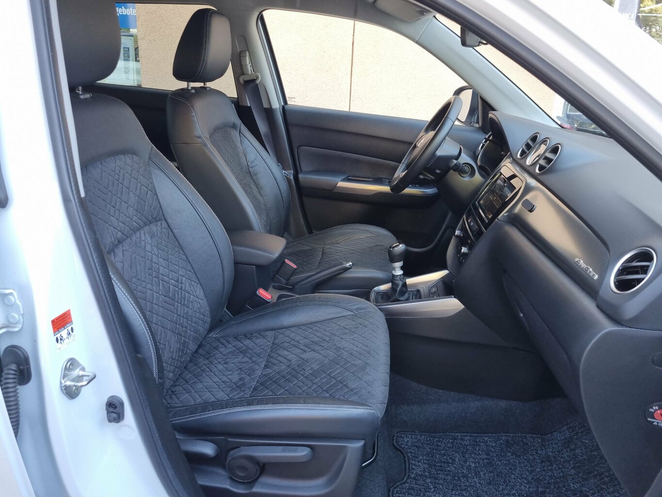 Fahrzeugabbildung Suzuki Vitara 1.4 Comfort+ 4x4 Allrad *Scheckheft*