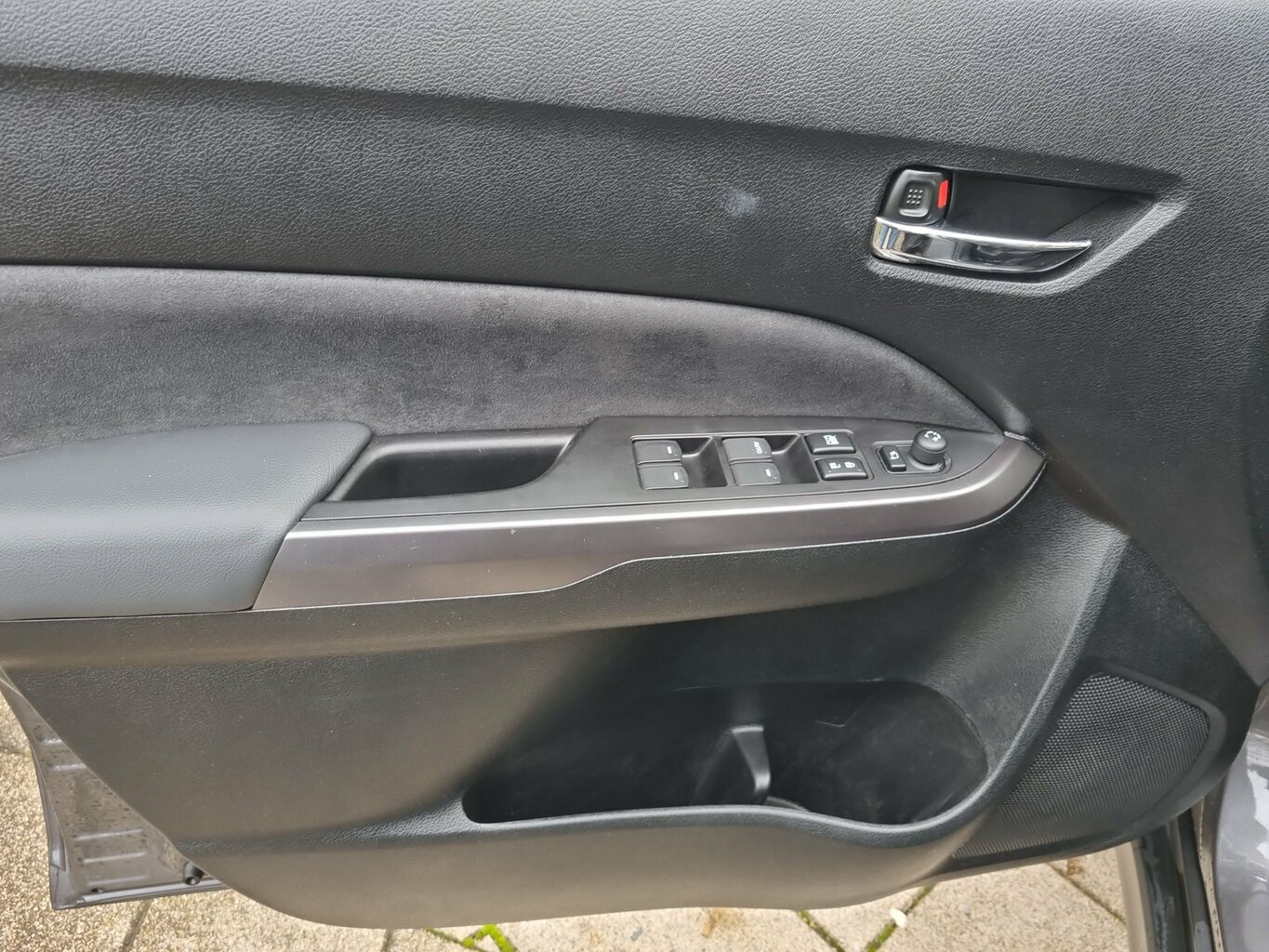 Fahrzeugabbildung Suzuki Vitara 1.4 Comfort+ PLUS 4x4 Hybrid...