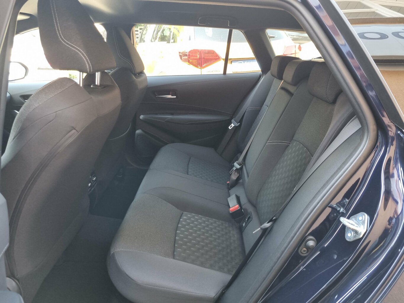 Fahrzeugabbildung Suzuki Swace Automatik Hybrid Comfort+ Navi