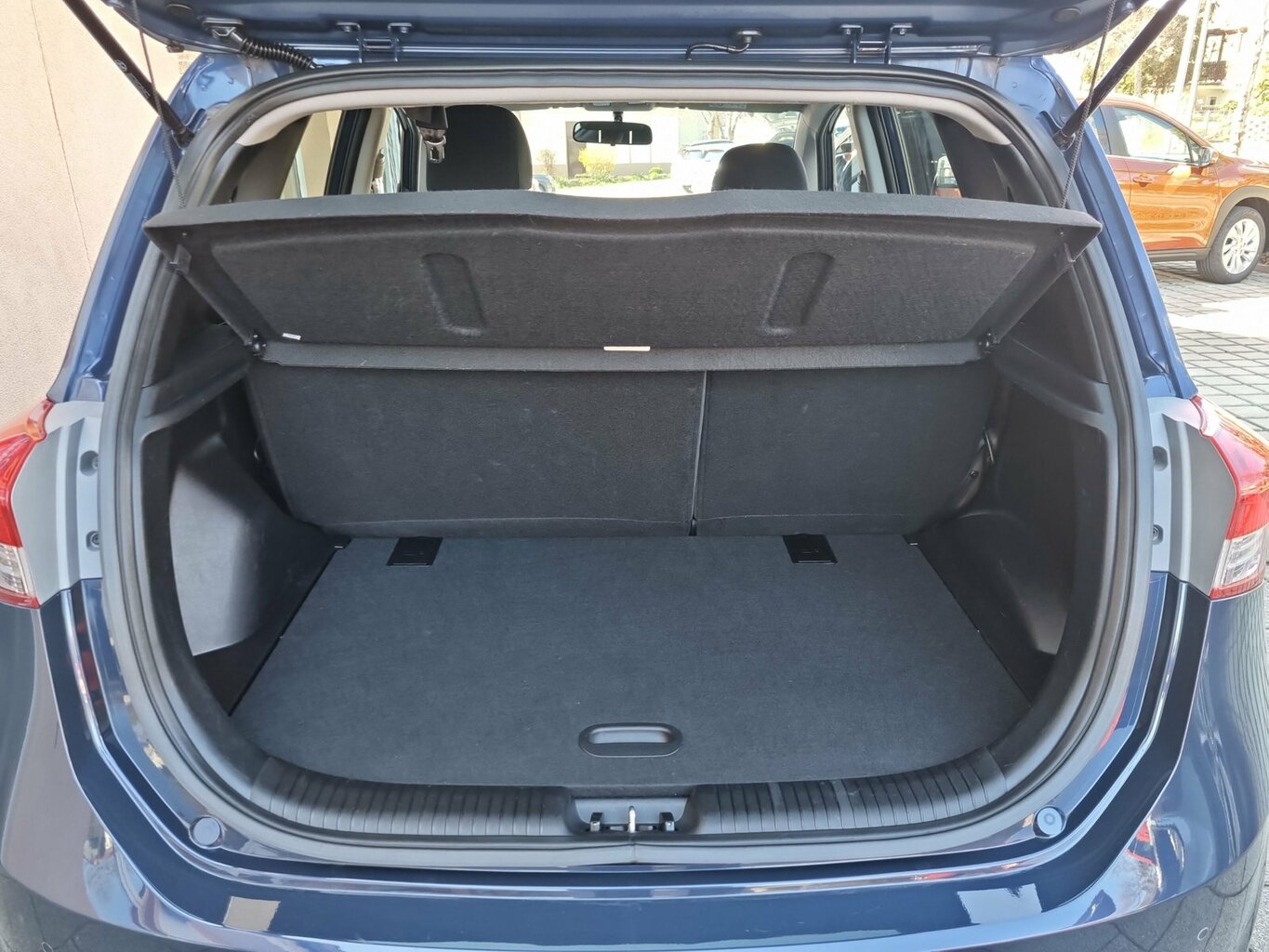 Fahrzeugabbildung Hyundai ix20 1. Hand *Scheckheft* *TOP Zustand*