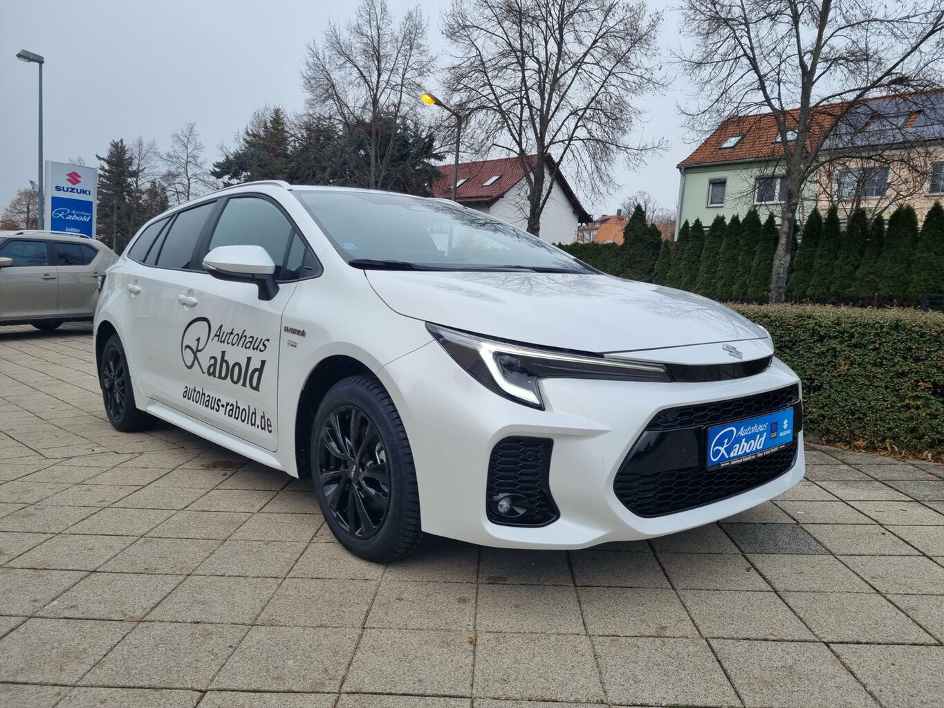 Fahrzeugabbildung Suzuki Swace Automatik Voll-Hybrid Comfort+ *LED*...