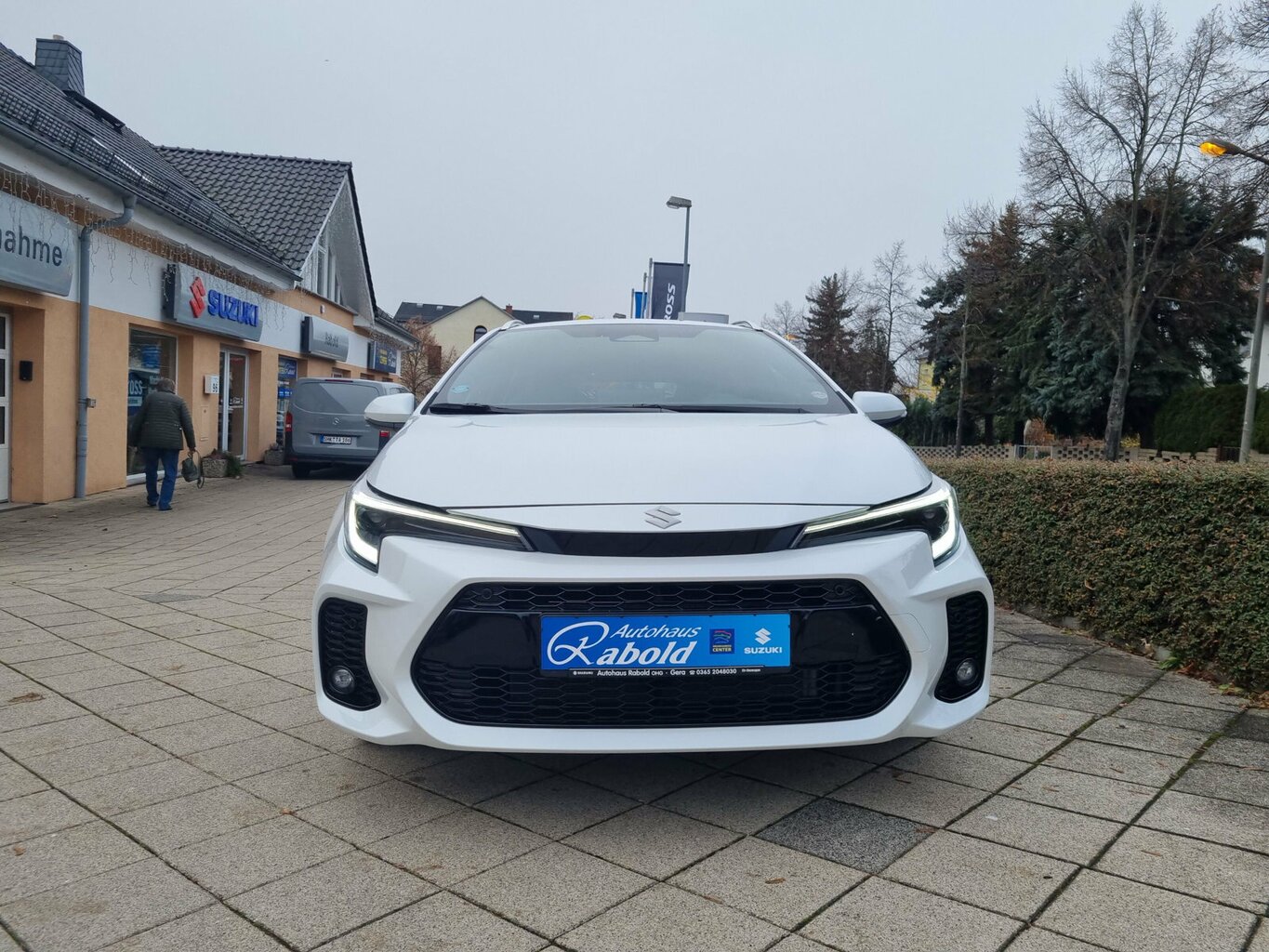 Fahrzeugabbildung Suzuki Swace Automatik Voll-Hybrid Comfort+ *LED*...