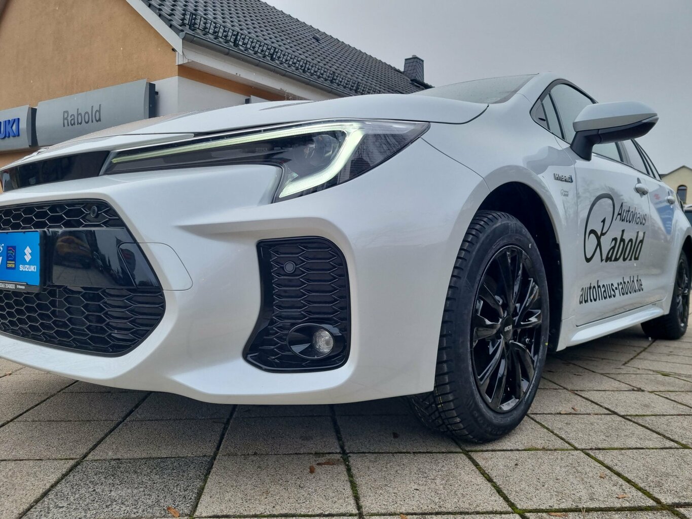 Fahrzeugabbildung Suzuki Swace Automatik Voll-Hybrid Comfort+ *LED*...