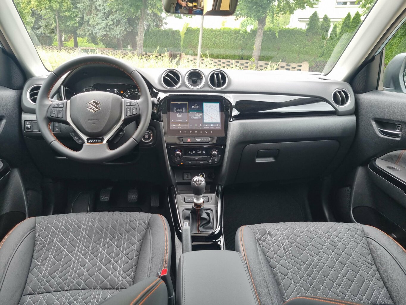 Fahrzeugabbildung Suzuki Vitara 1.4 Comfort+ X-ITE | 8 Jahre Garantie...