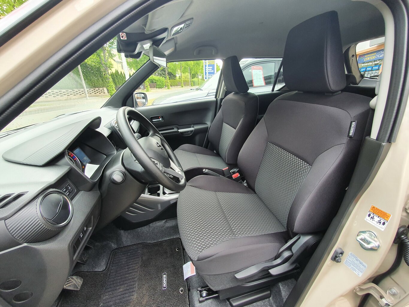 Fahrzeugabbildung Suzuki Ignis Comfort *Hybrid* 1. Hand