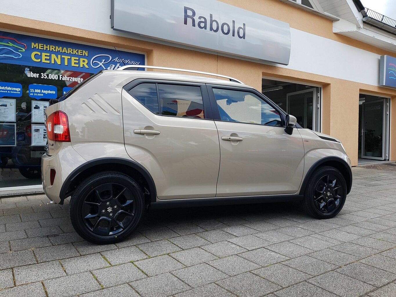 Fahrzeugabbildung Suzuki Ignis Comfort *Hybrid* 1. Hand