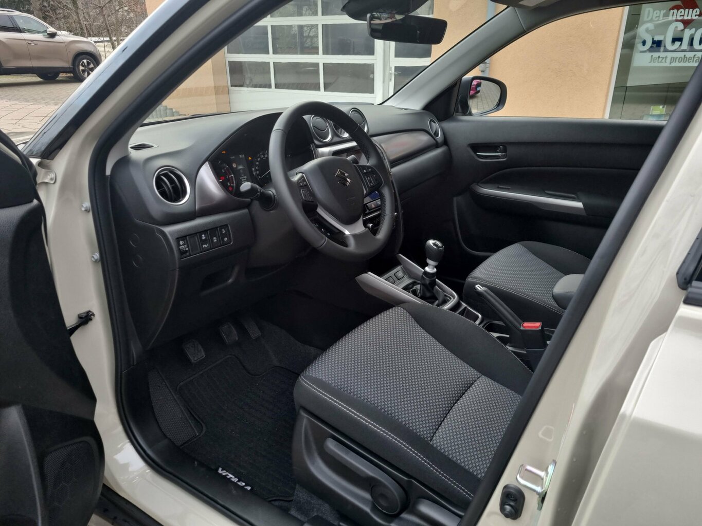 Fahrzeugabbildung Suzuki Vitara 1.4 Comfort Hybrid *LED* *Navi*