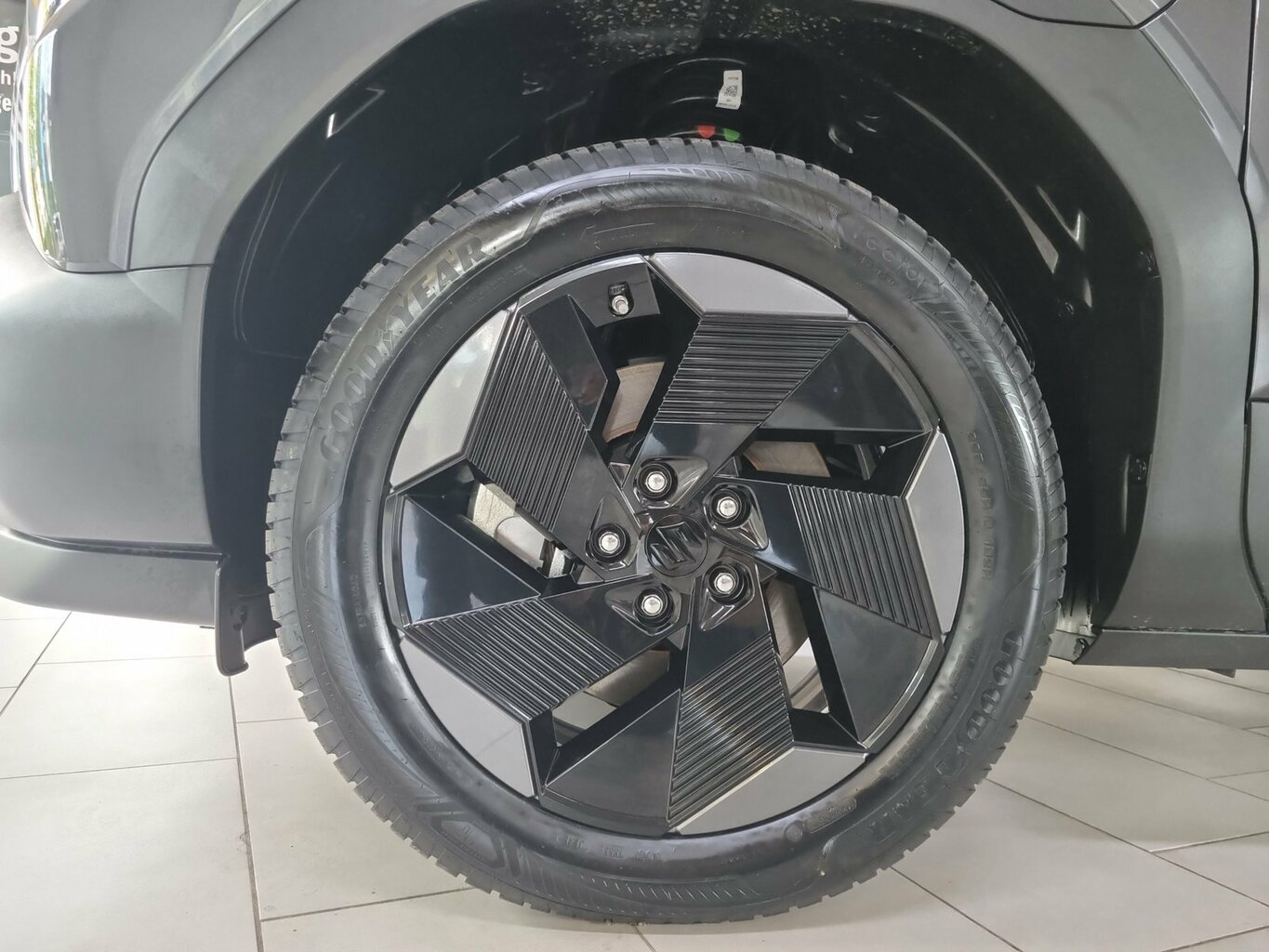 Fahrzeugabbildung Suzuki e VITARA 128 kW eAxle Comfort *8 Jahre Garantie*...