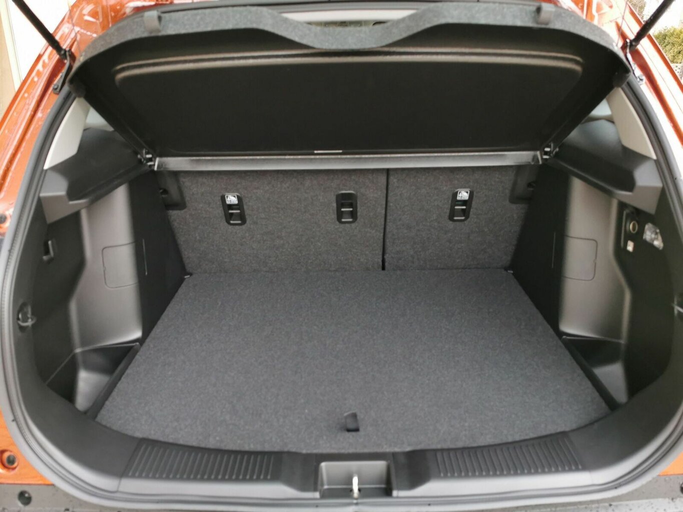 Fahrzeugabbildung Suzuki S-Cross Comfort Allrad *4X4* SOFORT