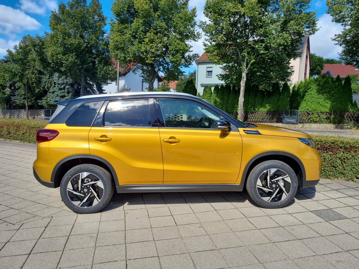 Fahrzeugabbildung Suzuki Vitara 1.4 Comfort+ 4x4 Hybrid