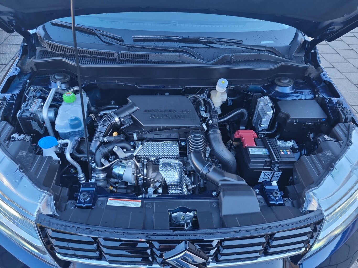 Fahrzeugabbildung Suzuki Vitara 1.4 Comfort Hybrid *LED* *Navi*...