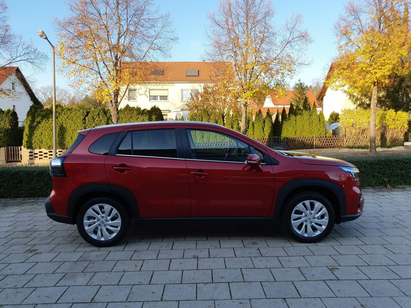 Fahrzeugabbildung Suzuki S-Cross Comfort