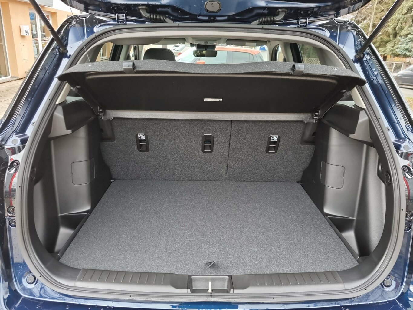 Fahrzeugabbildung Suzuki Vitara 1.4 Comfort+ 4x4 Hybrid