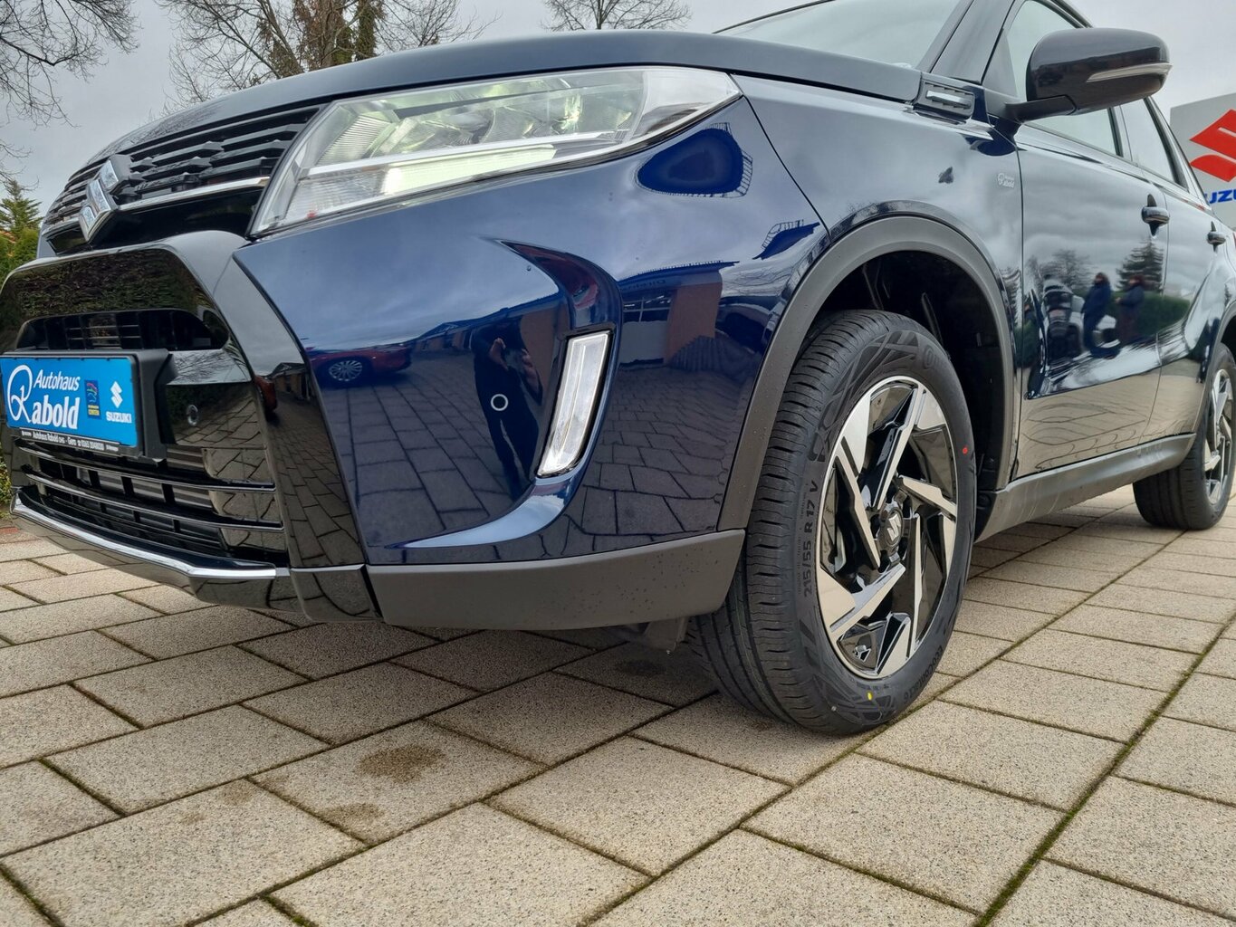 Fahrzeugabbildung Suzuki Vitara 1.4 Comfort+ 4x4 Hybrid